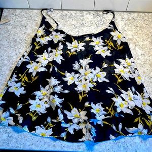 EUC Acevog Black Floral Top Strapy Back • Small